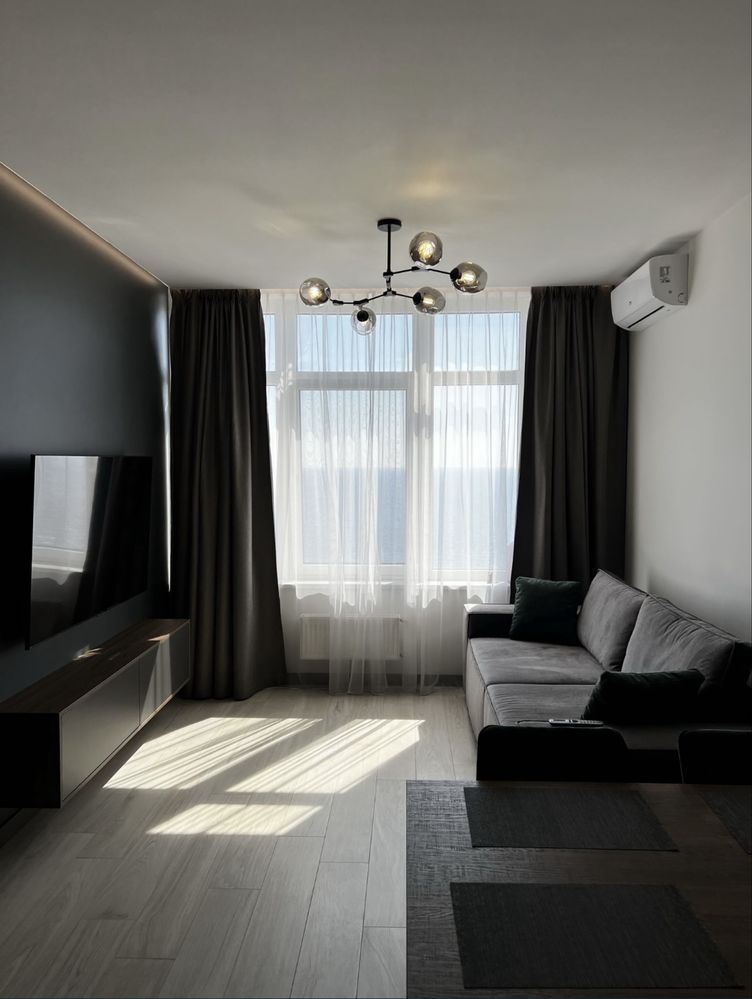 Modern apartment in Malakhit residential complex with designer renovation