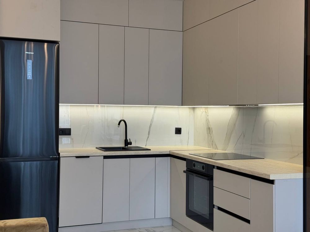 1-Bedroom Apartment in City Line Complex with Modern Design