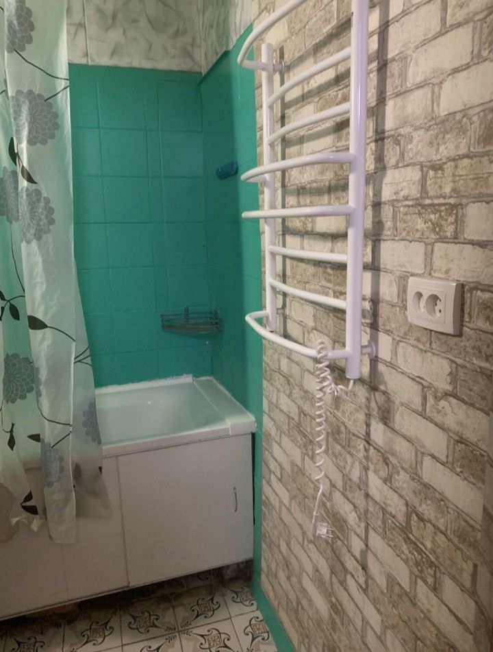 Renovated 1-Bedroom Near Circus Metro Station