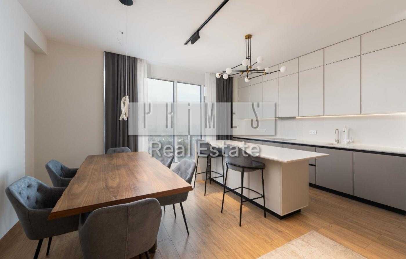 5-Room Apartment in Busov Hill with Stunning View and New Renovation
