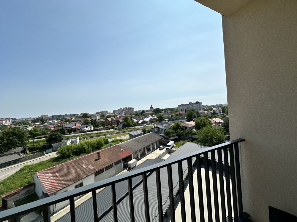 1-Bedroom Apartment with Pet-Friendly Policy and City View