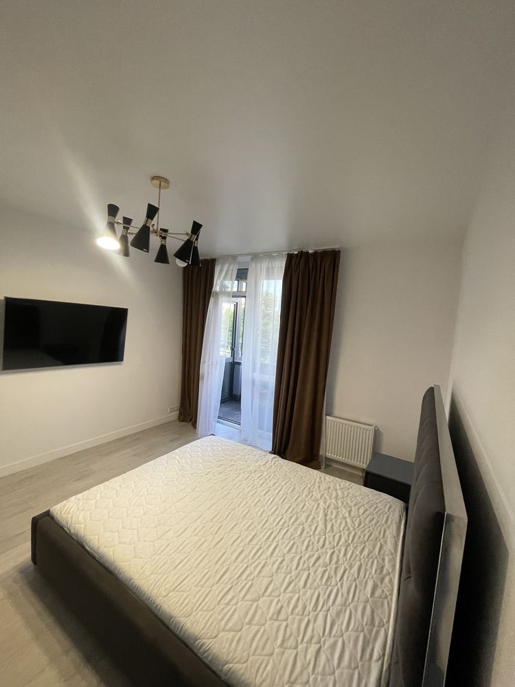 1-Bedroom Apartment in Chornovola Avenue, Happy Platinum Complex