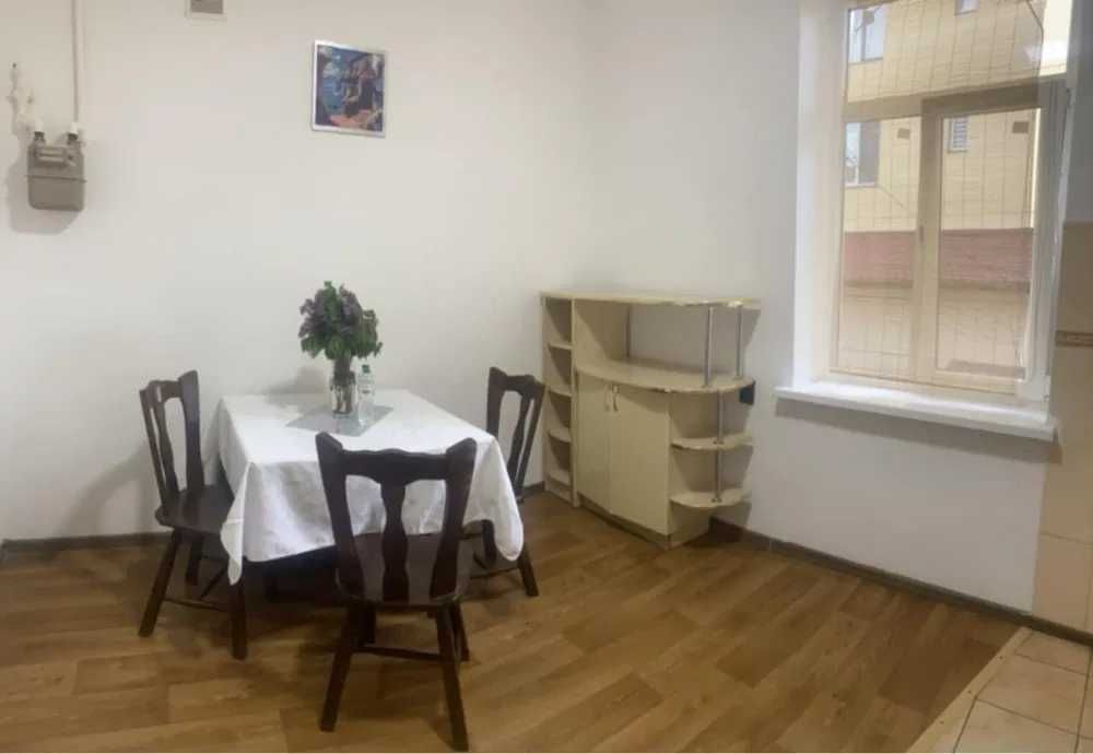 1-Room Apartment on O. Stepanivny Street, Fully Furnished