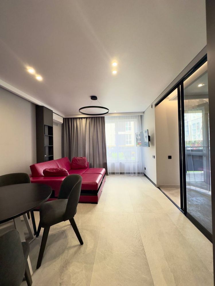 Spacious 1-Bedroom Apartment in Continent Complex
