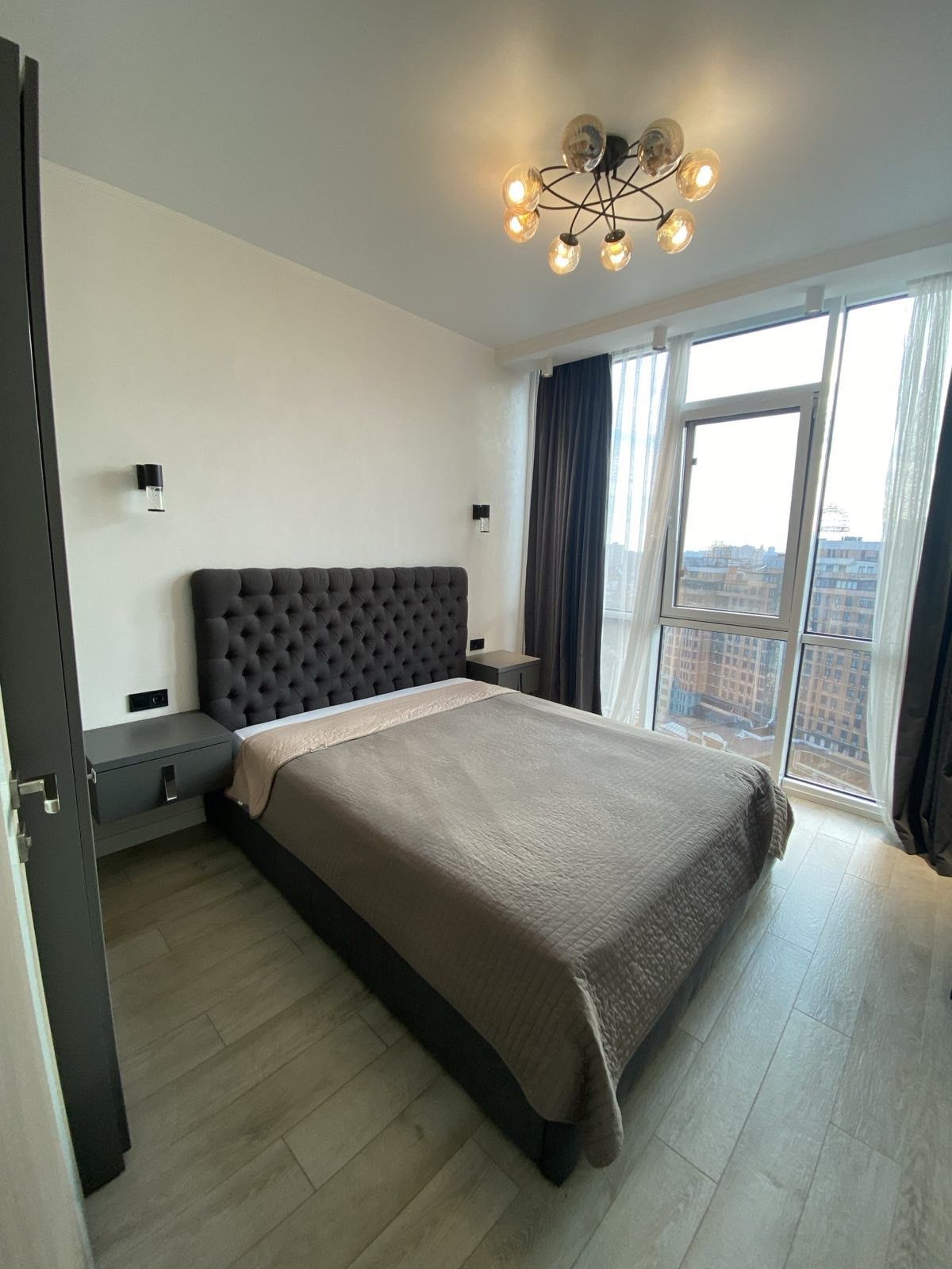 Modern Apartment in Pearl 26 Complex Genoa