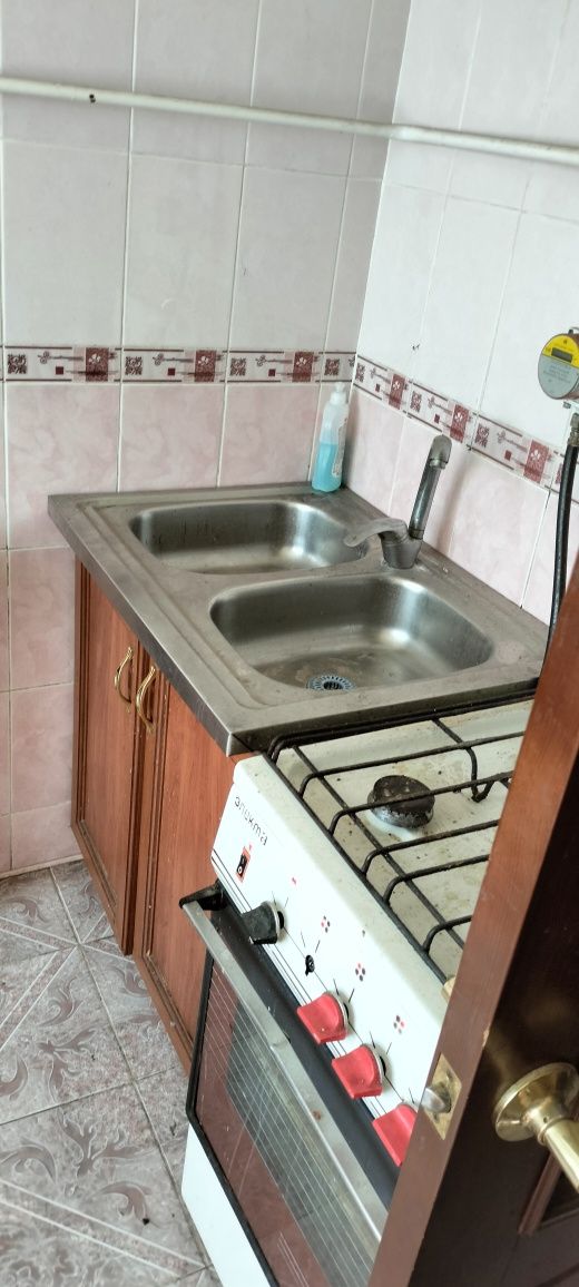 One Bedroom Apartment Near Train Station