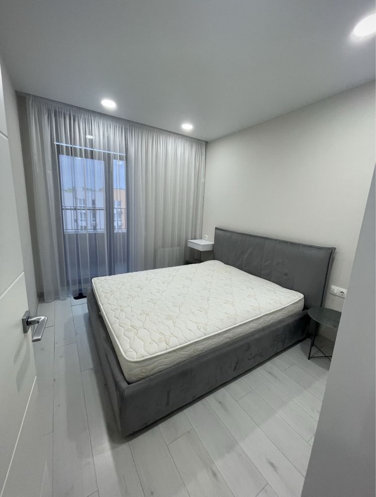 1-Bedroom Apartment at San Francisco Creative House on Victory Avenue