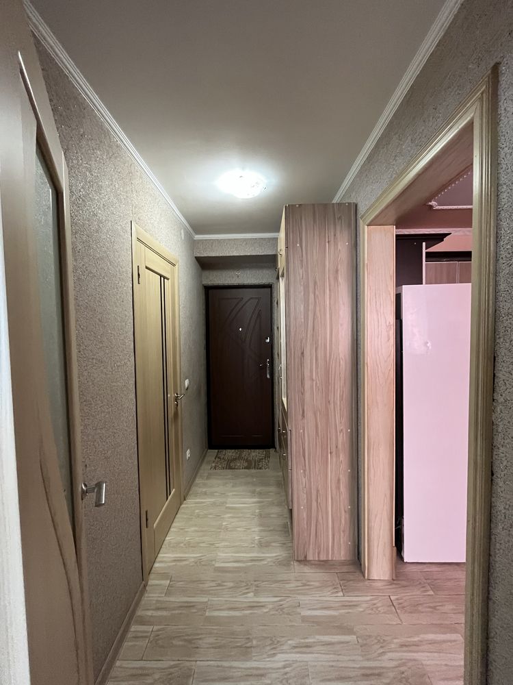 Modern 2-Bedroom Apartment with New Renovation in Center