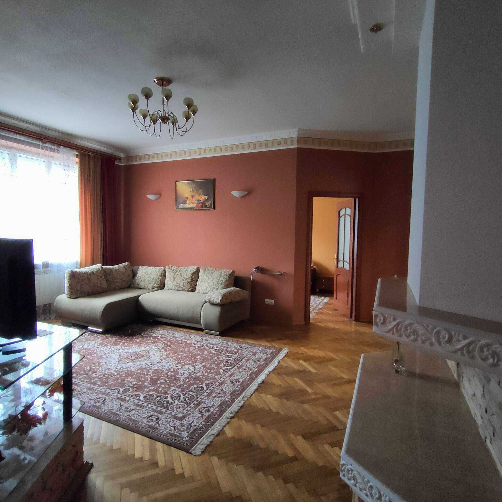 Spacious 3-bedroom apartment in City Center, fully furnished
