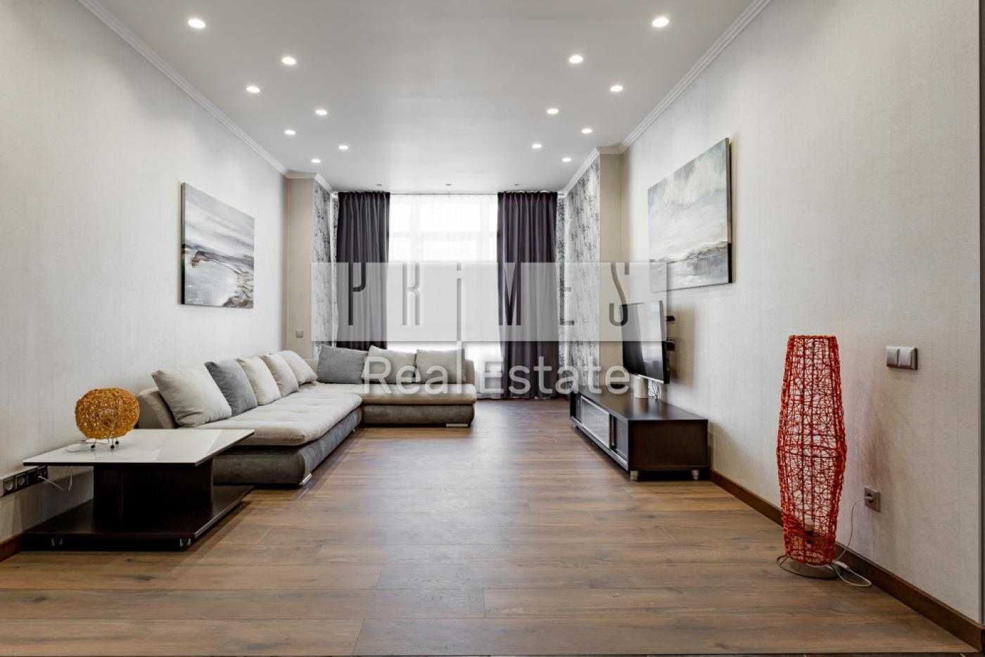 2-Room Apartment in Novopecherski Lipky Complex