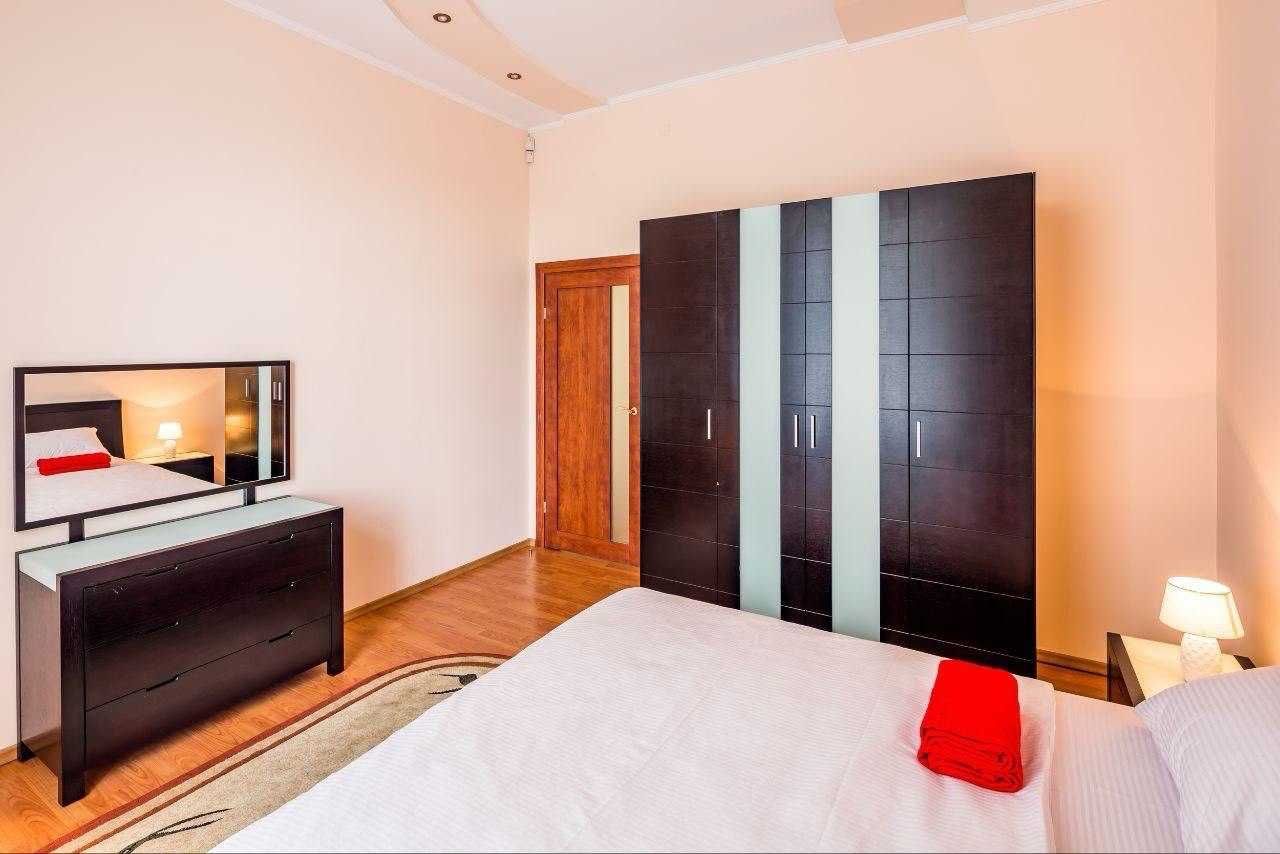 Spacious Apartment in City Center with Panoramic View