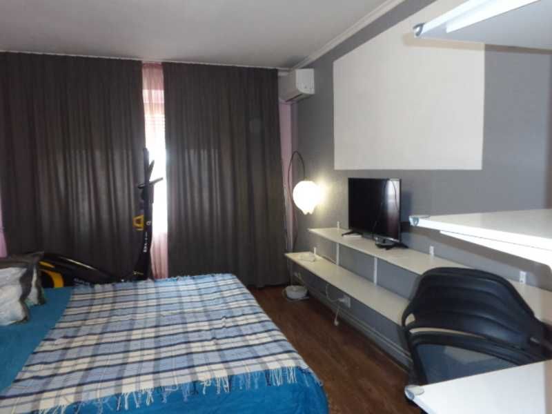 2-Room Apartment in Uzhhorod, Central Location, Fully Furnished