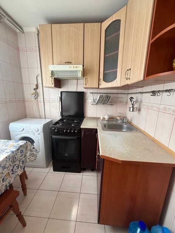 2-bedroom apartment in Obolon district, near Pryrychna Street