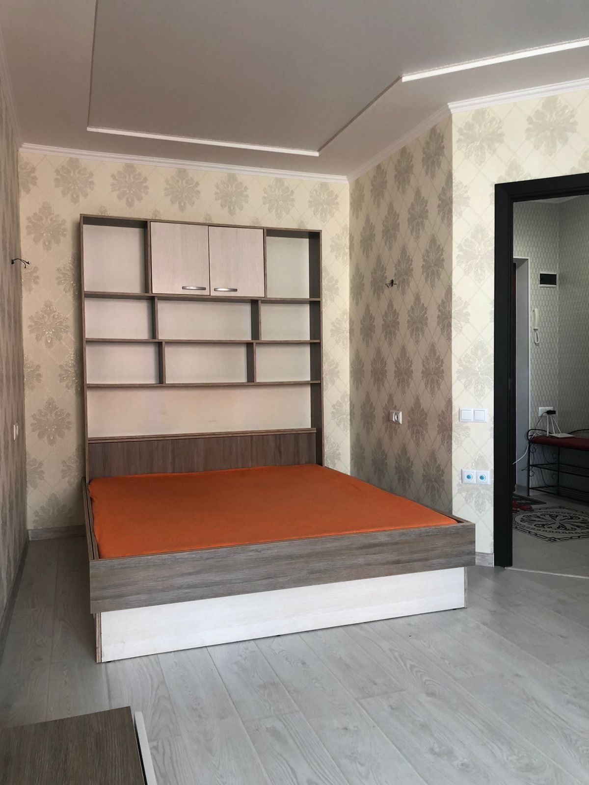 Modern 1-Bedroom Apartment in New Complex