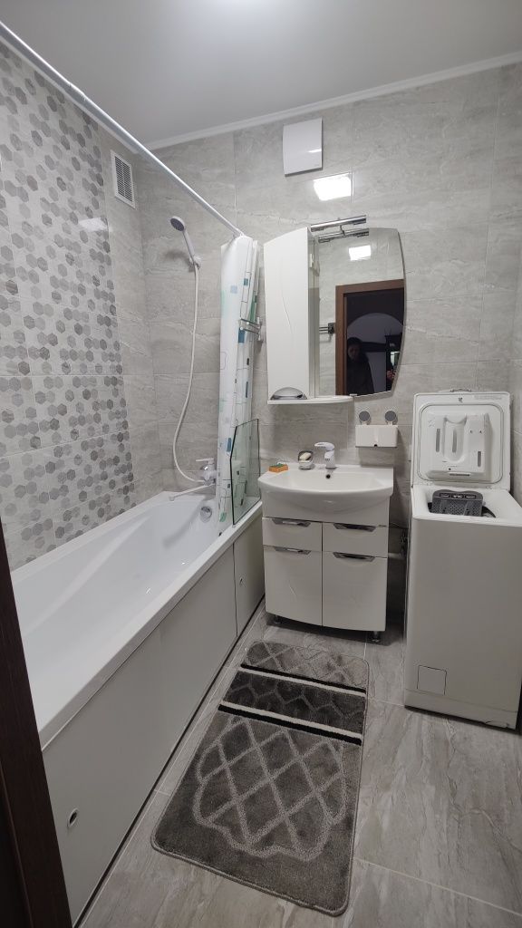 2-Room Apartment with Parking, Modern Renovation, Full Furnishing
