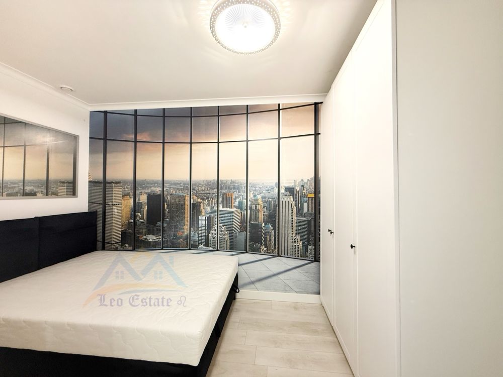 Two-bedroom apartment in Avalon Complex near Chornovola Avenue