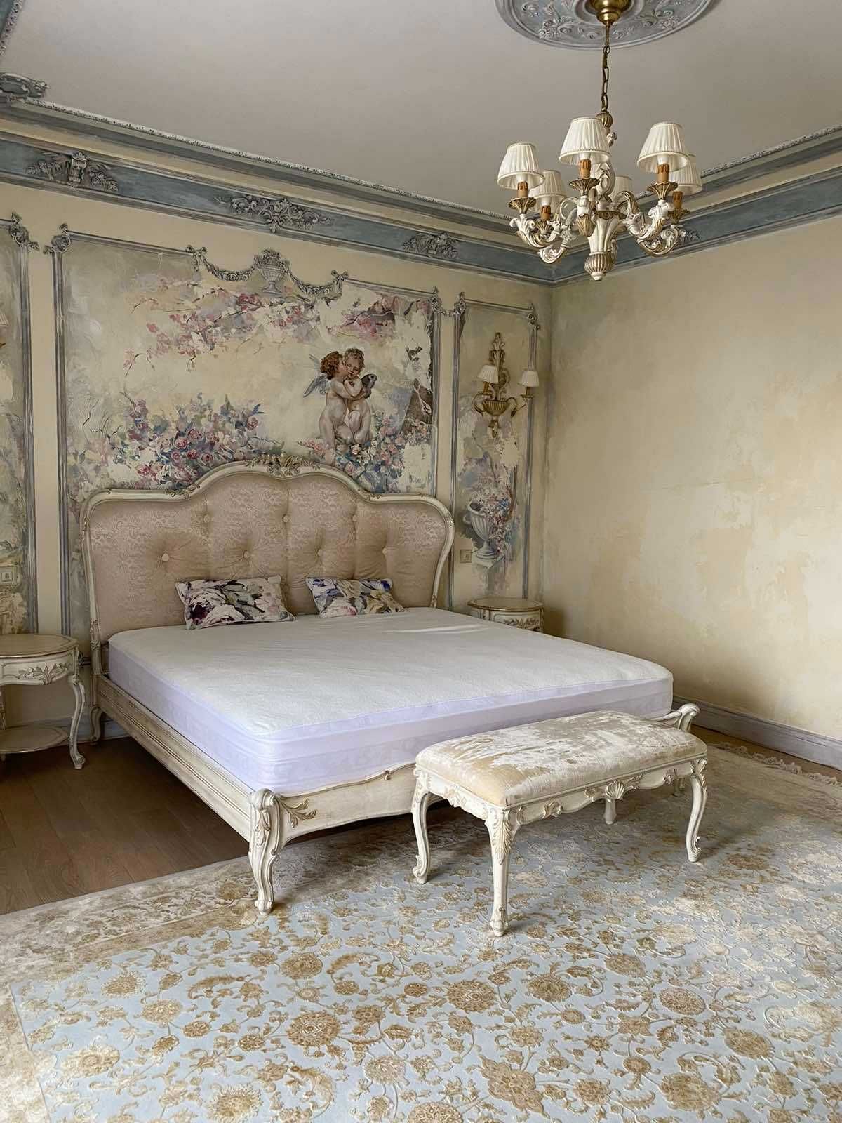 Luxury 240m² Designer Apartment in Historical Kiev Center