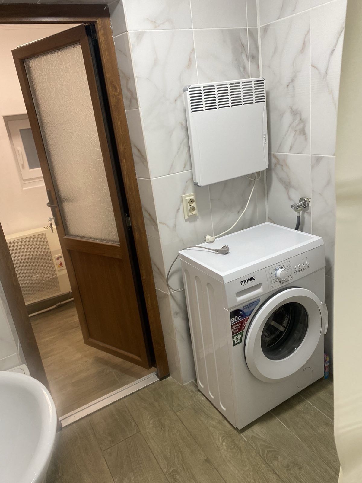 1-Room Apartment on Koshytska Street with Gas and Appliances