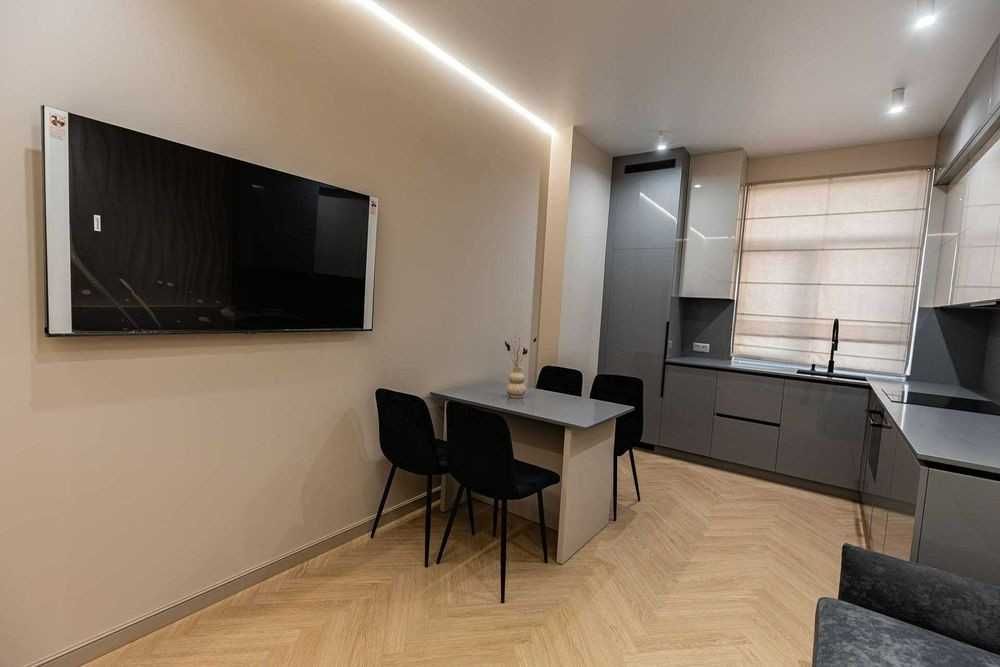 2-Room Apartment in Vosemnadtsataya Zhemchuzhina Complex, Bolshaya Arnautskaya Street