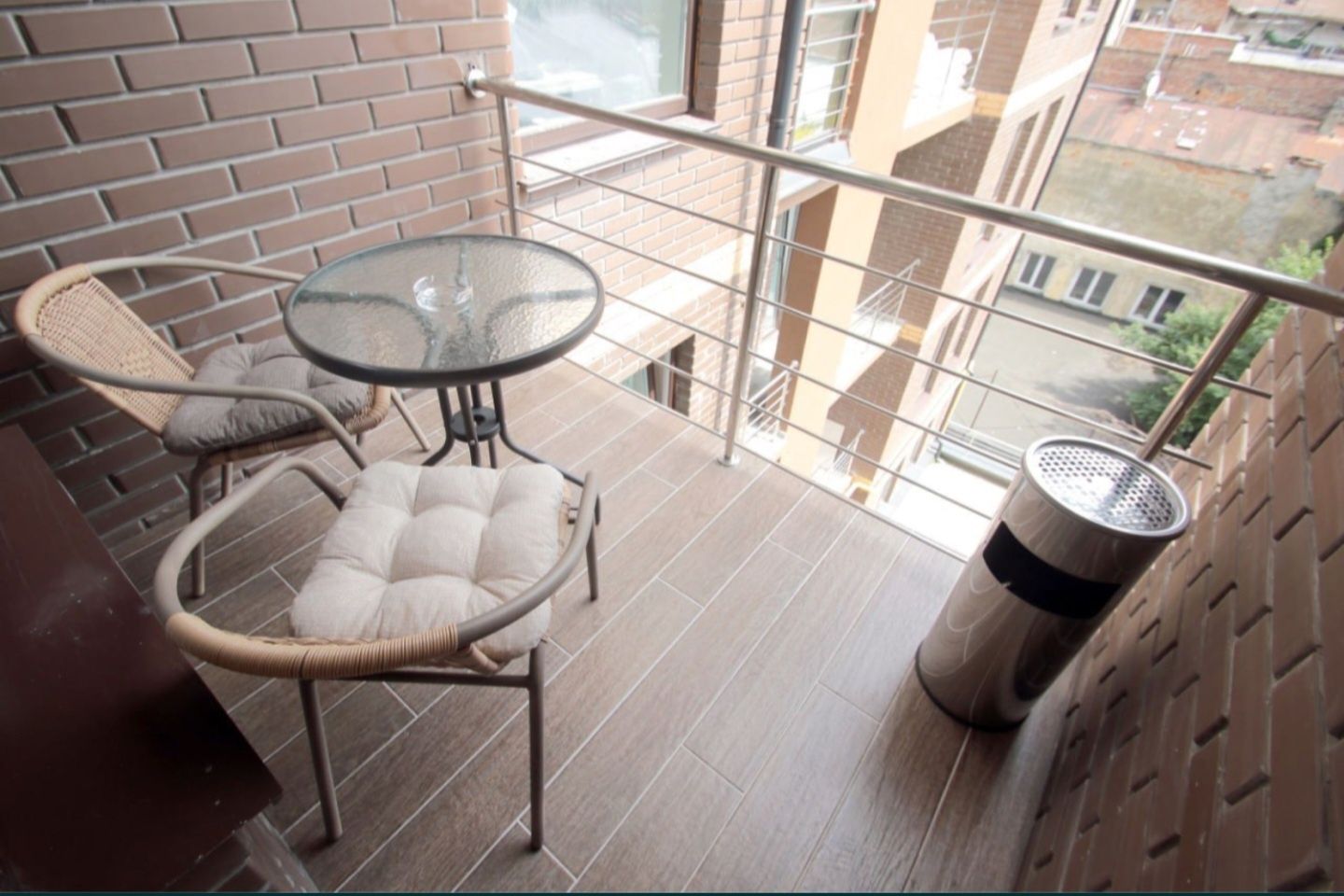 Modern Apartment in City Center - Comfort and Style