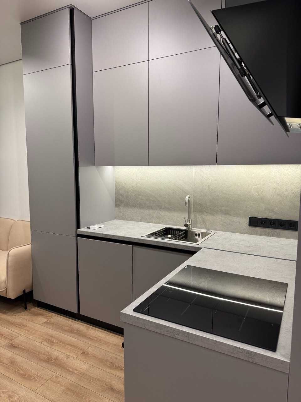 Modern 1-Bedroom Apartment with Full Amenities