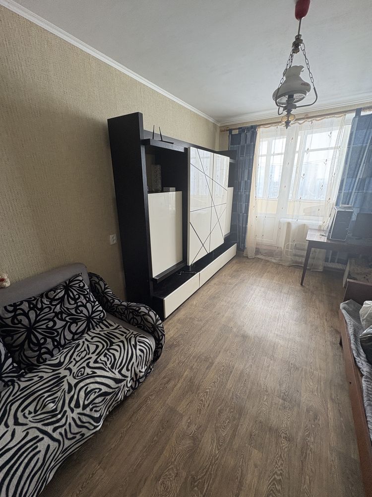 One-bedroom apartment near Tractor Plant Metro