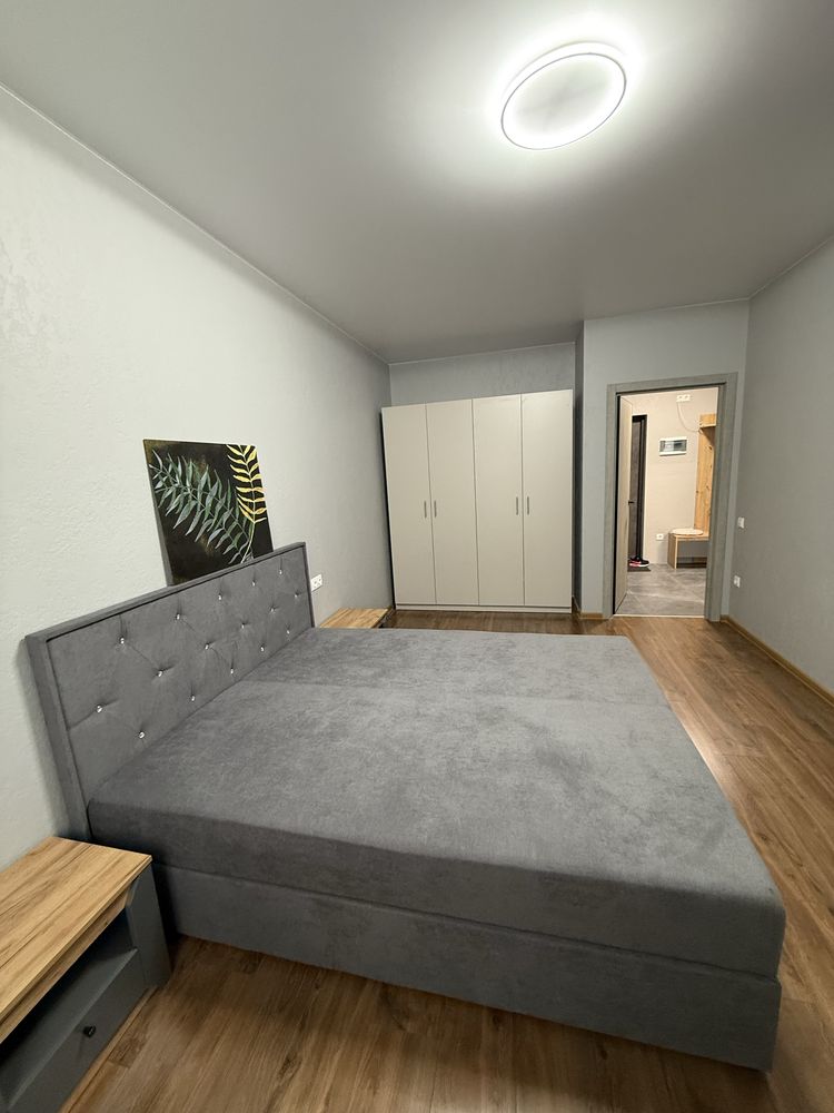 Euro Two-Room Apartment in Svyatopetrivske with Designer Renovation