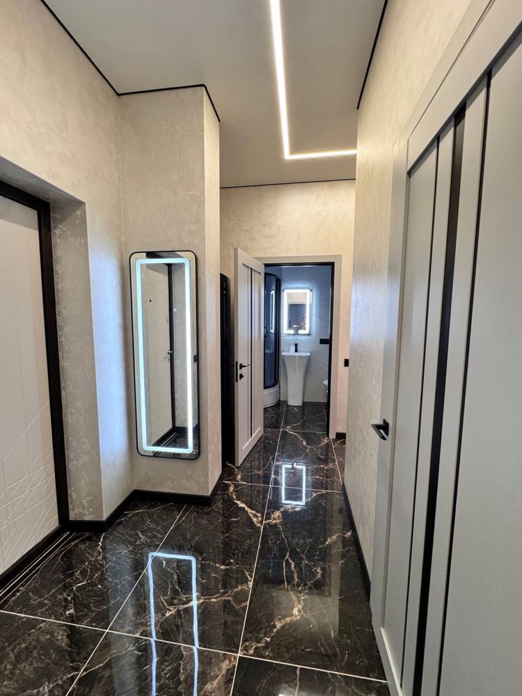 2-Room Apartment with Designer Renovation, Fully Furnished