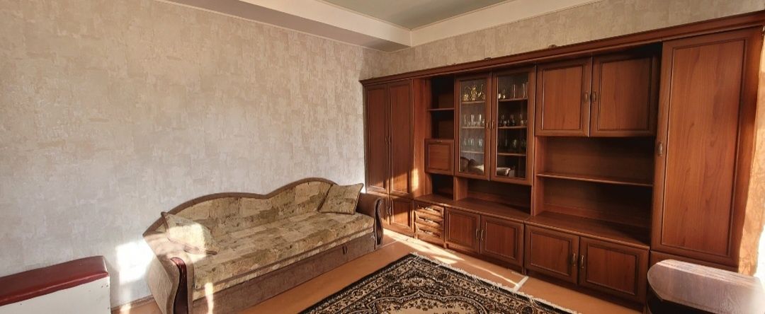 Spacious 1-Bedroom Apartment Near Pushkinskaya Metro