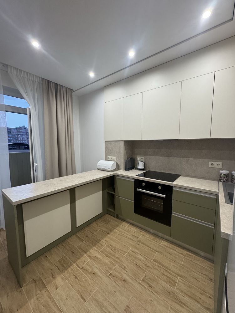 Euro-style Two-Room Apartment with New Renovation in Suvorovskyi District