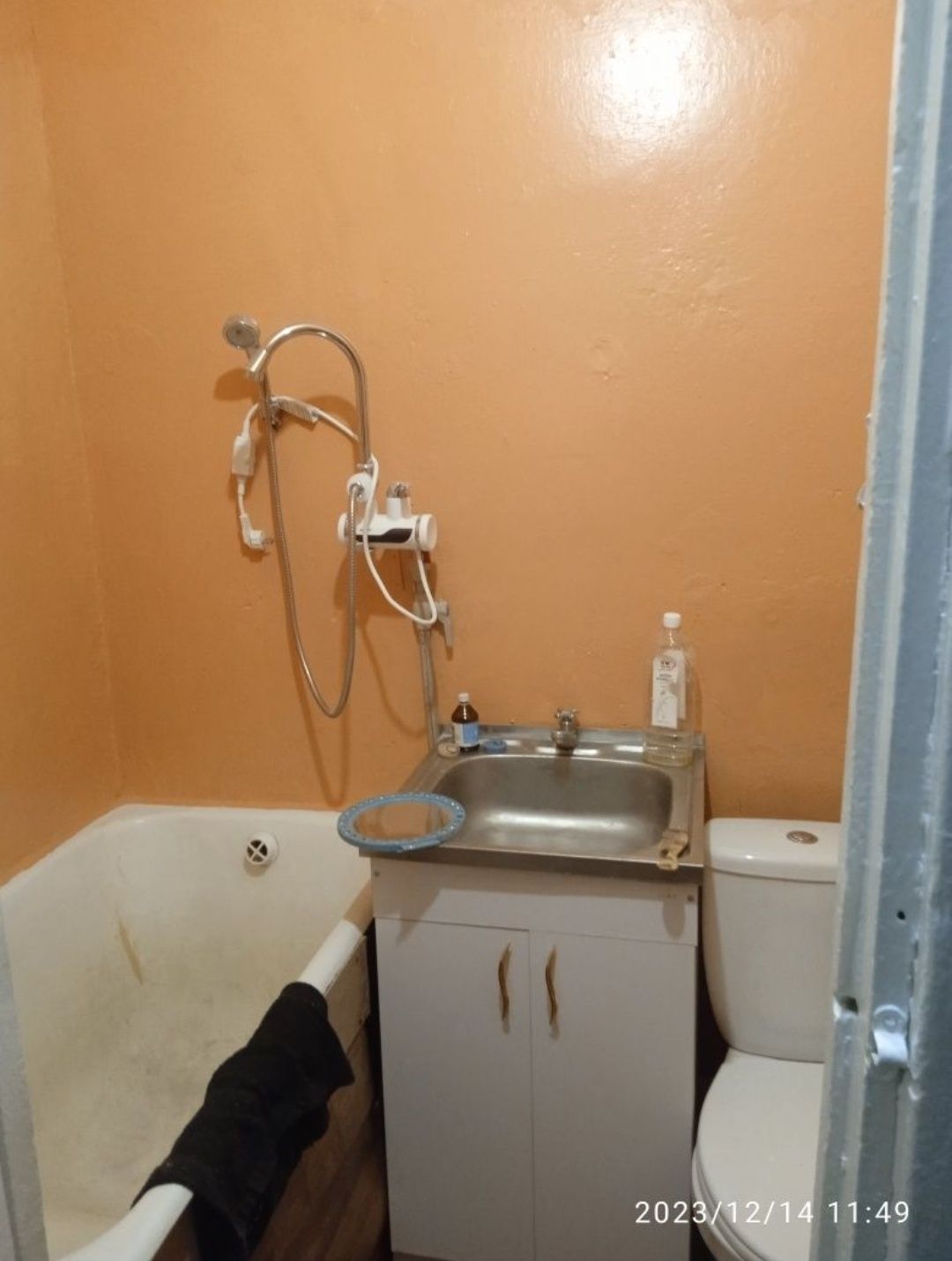 1-Room Small Family Apartment in 101 Microdistrict, University Avenue