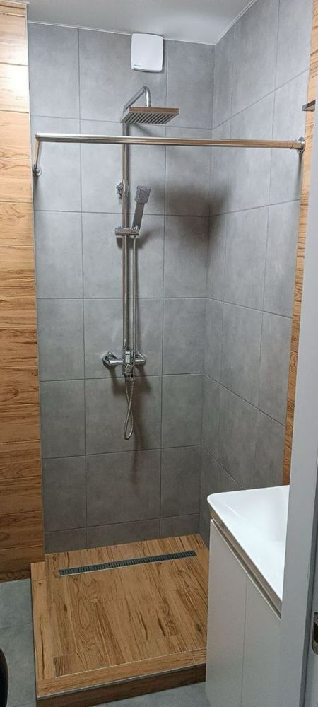 Spacious Studio Apartment in Vyshnevoe with Parking