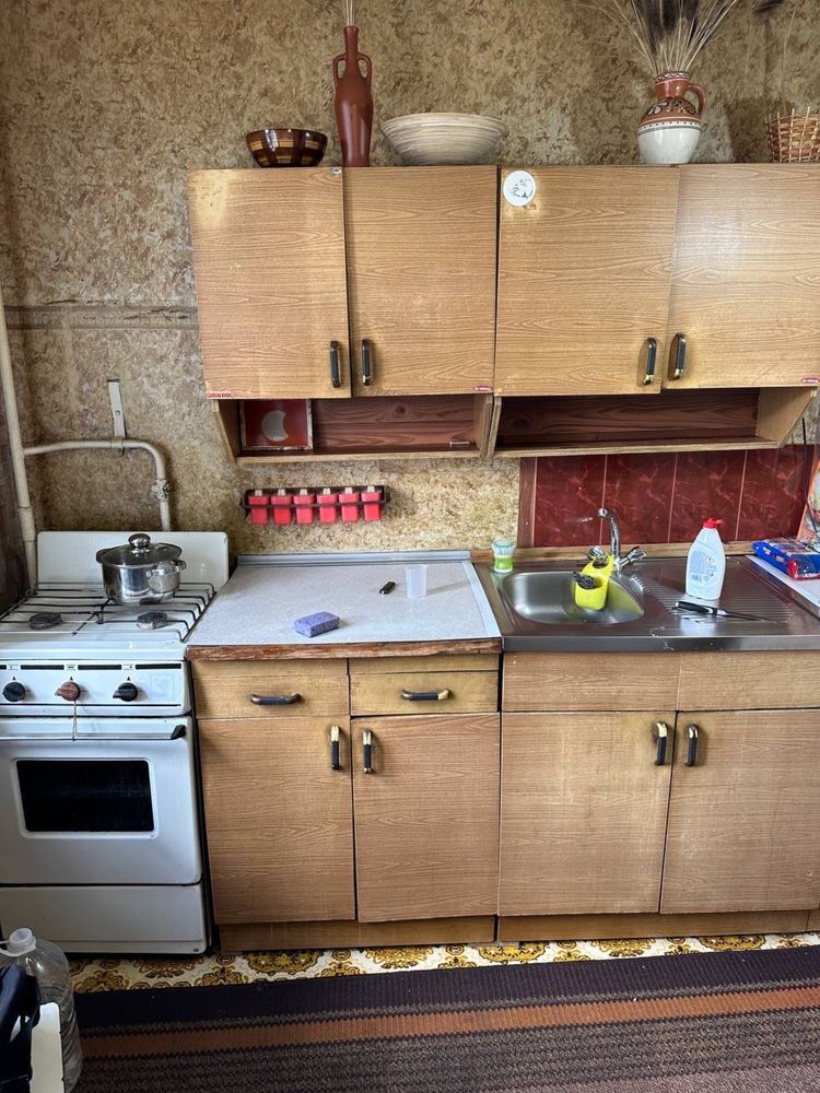 Furnished One Bedroom Apartment with Retro Design