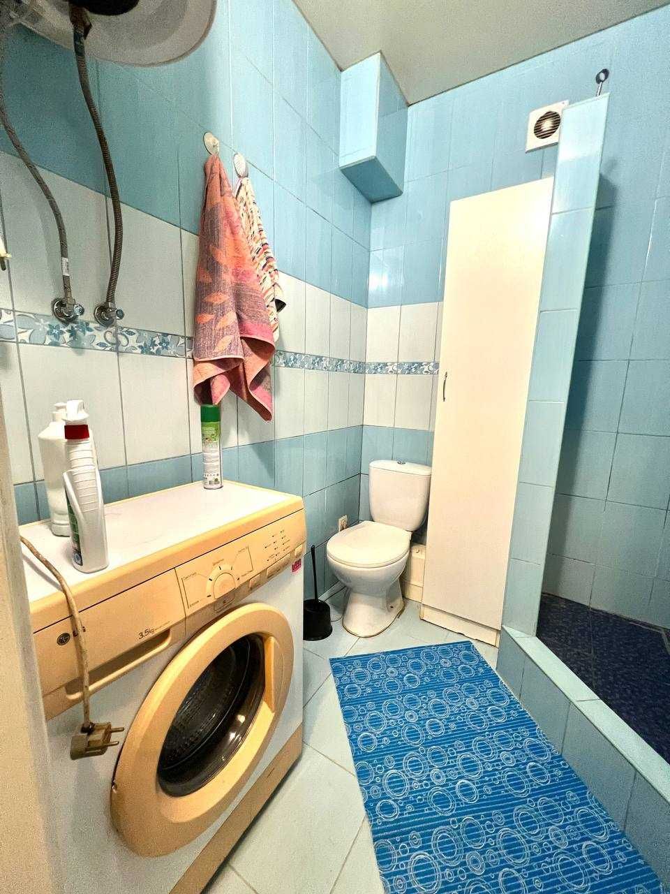 Modern 1-Bedroom Basement Apartment with Electric Heating