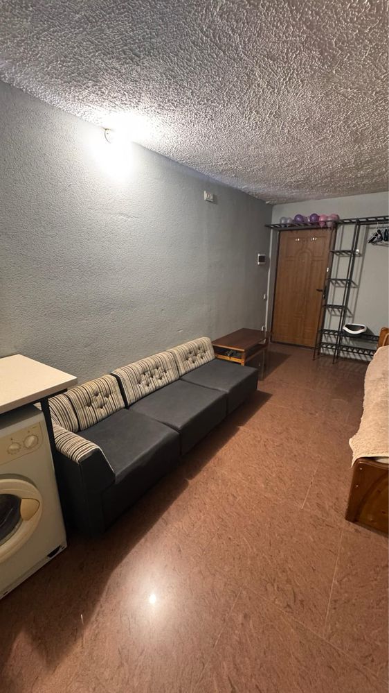 Compact Studio Apartment near Beresteiska Metro