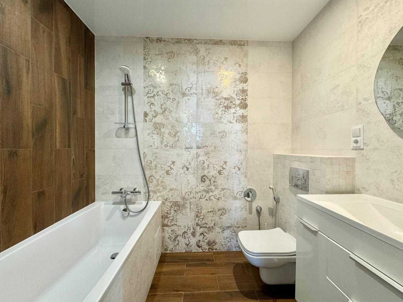 Two-Room Apartment in New Building with Designer Renovation