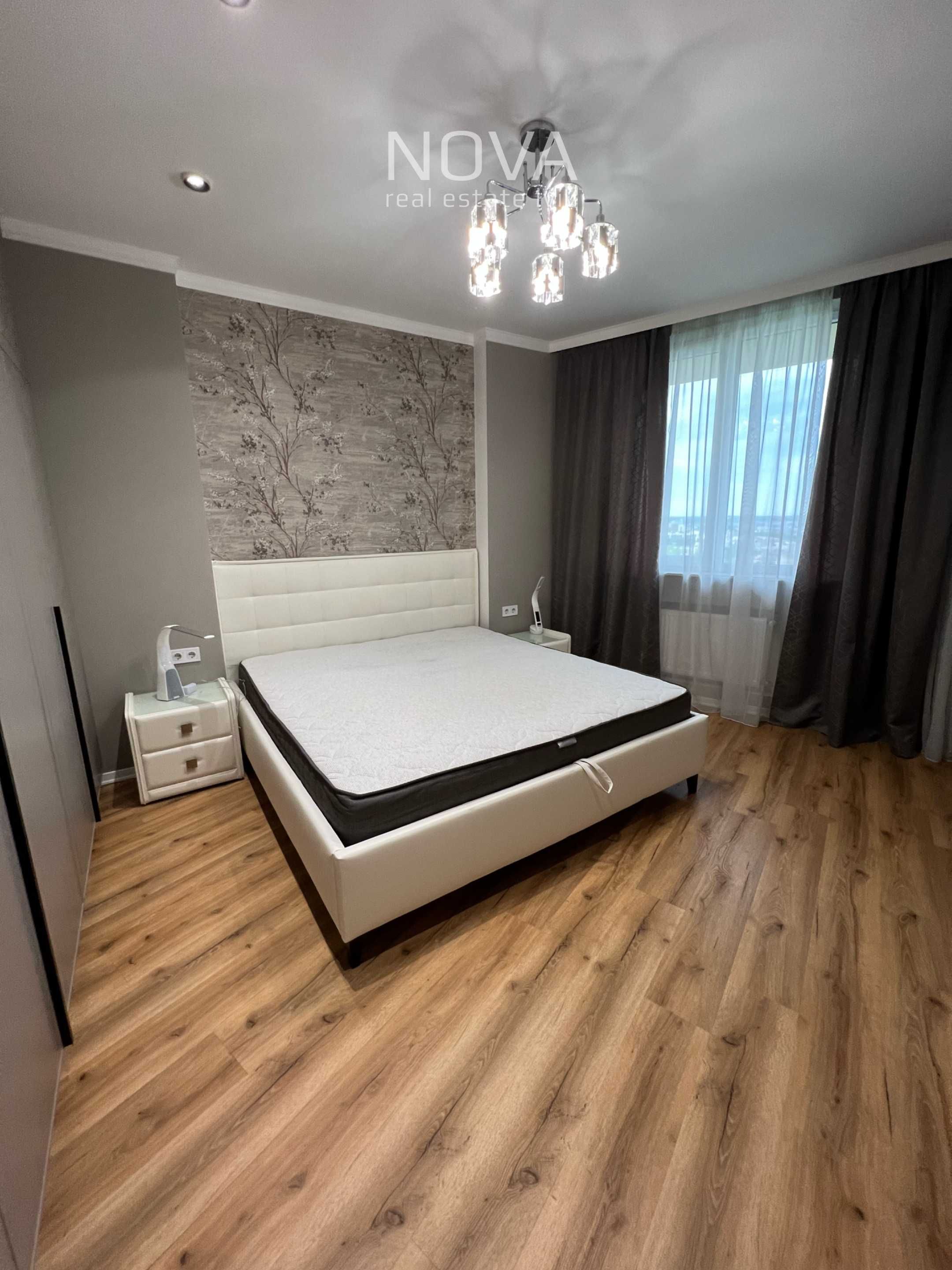 Spacious 1-Bedroom Apartment with City View