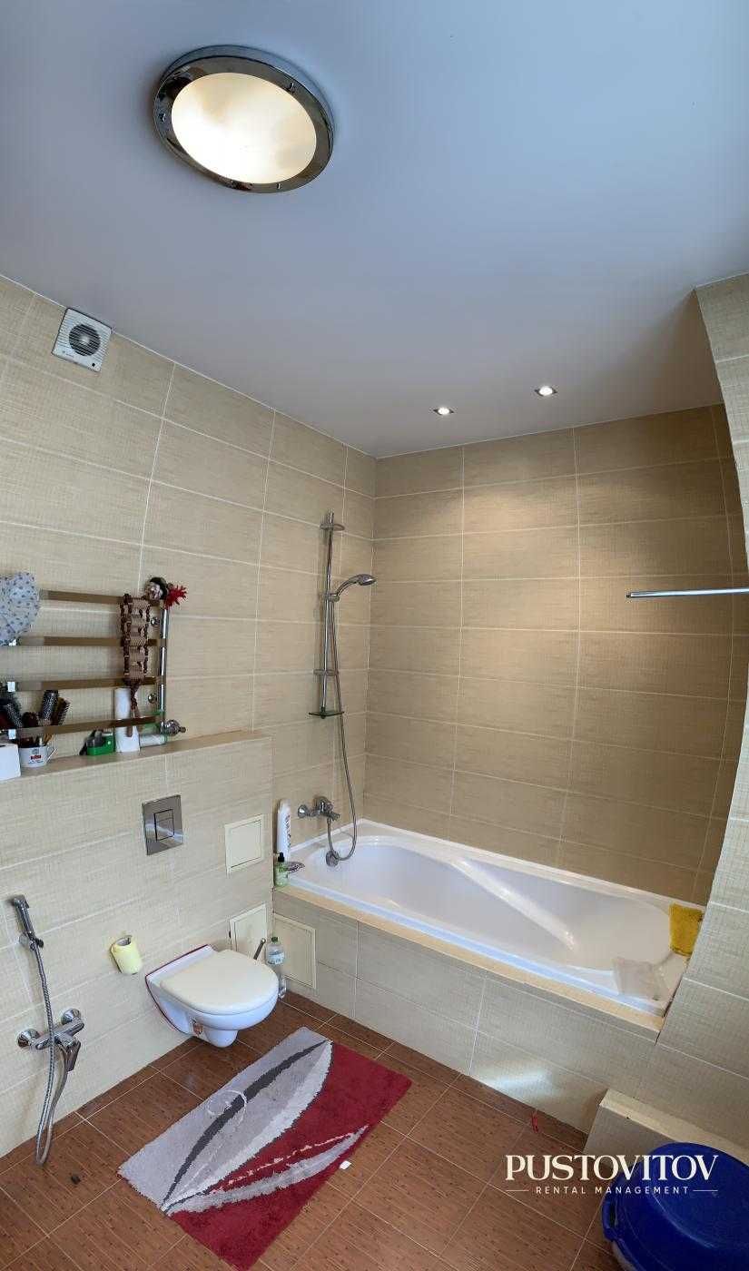 Spacious City Center Apartment near Privoz Market