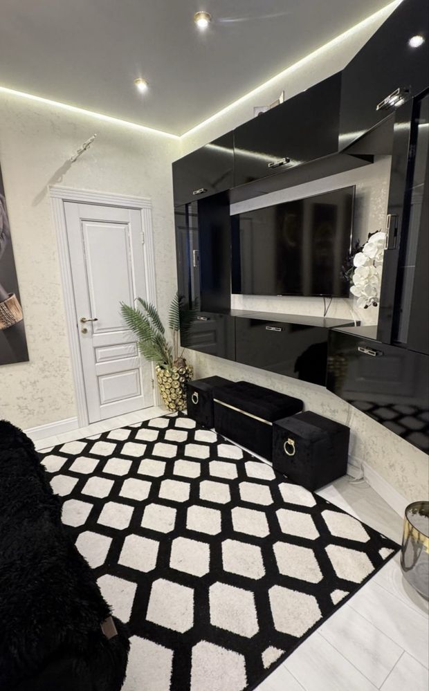 Stylish 50m² Apartment in 44 Pearl Complex, 14th Floor, Sea Proximity