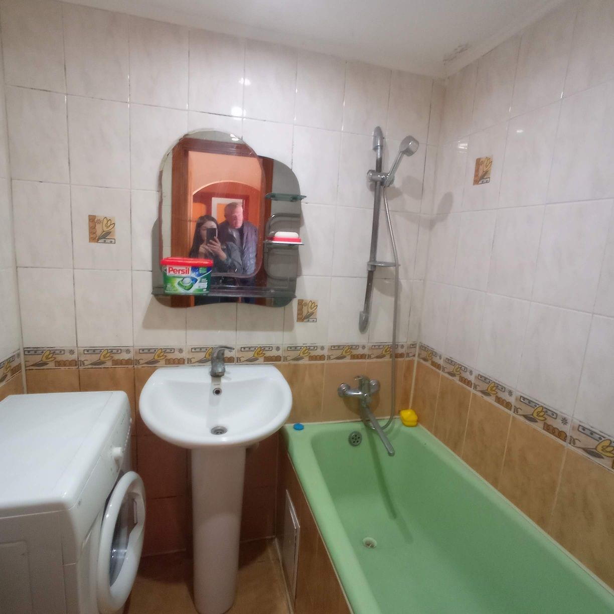 2-Room Apartment on Chelyuskintsiv Street, Separate Rooms, Balcony, 2nd Floor