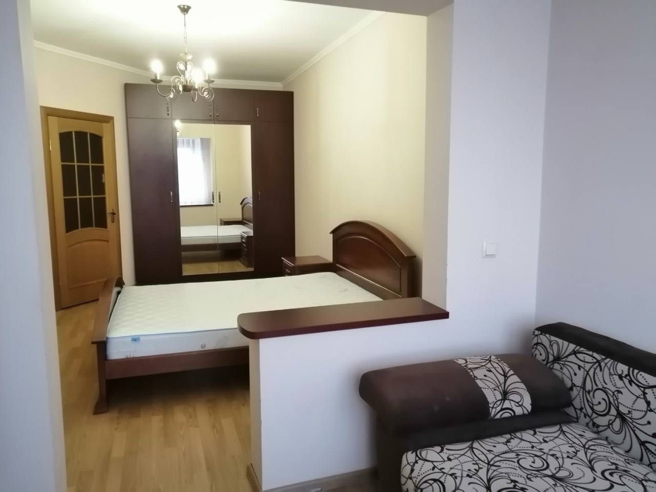 Spacious 3-room apartment near lake, new building, fully equipped