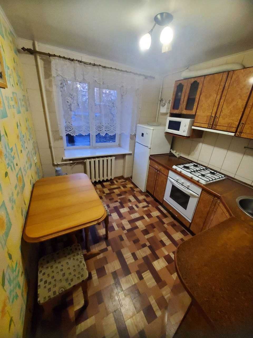 2-Room Apartment in Tver Area, Brick Building, Well-Maintained