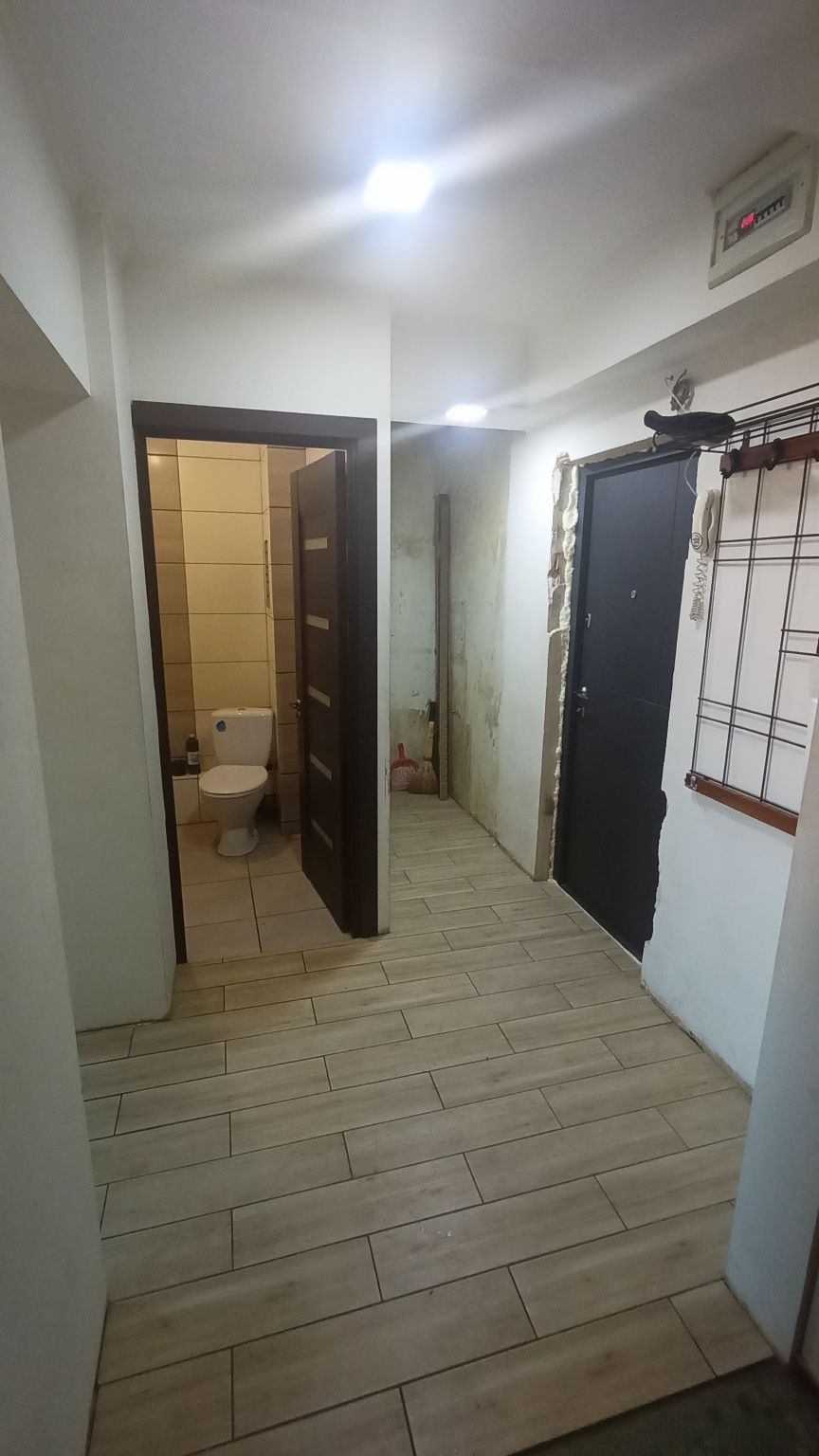 Apartment near Polyclinic 2 on 8th floor with elevator