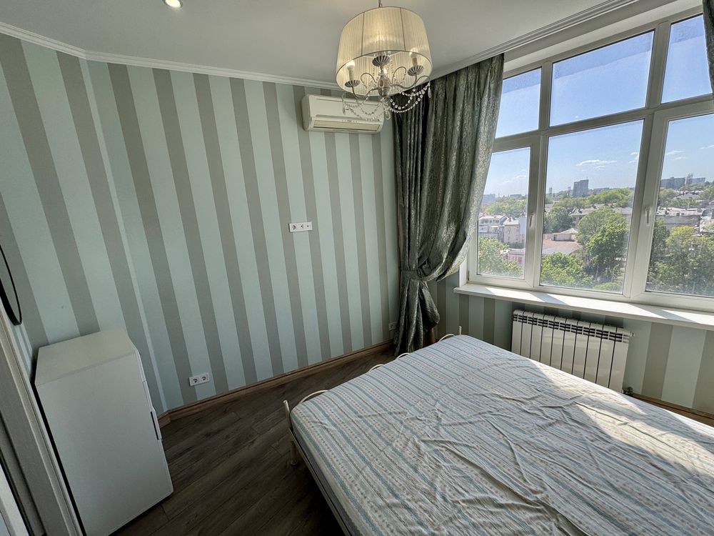 Comfortable 2-bedroom apartment at French Boulevard, Paris Complex