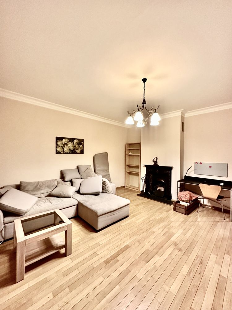 Spacious 3-Bedroom Apartment Near Shevchenko Park