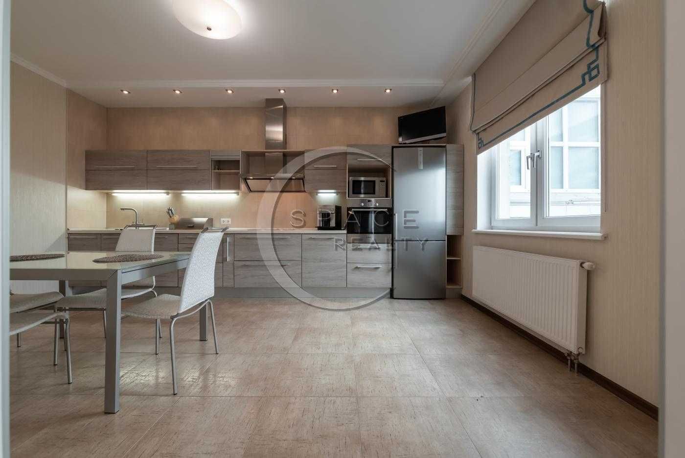 2-Bedroom Apartment in 'Triumph' Residential Complex