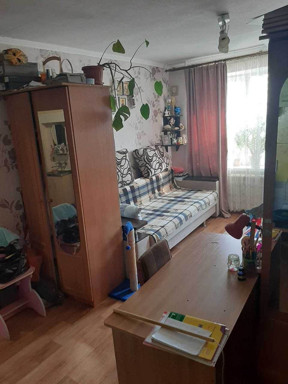 Spacious Studio with Private Sink Near Metro