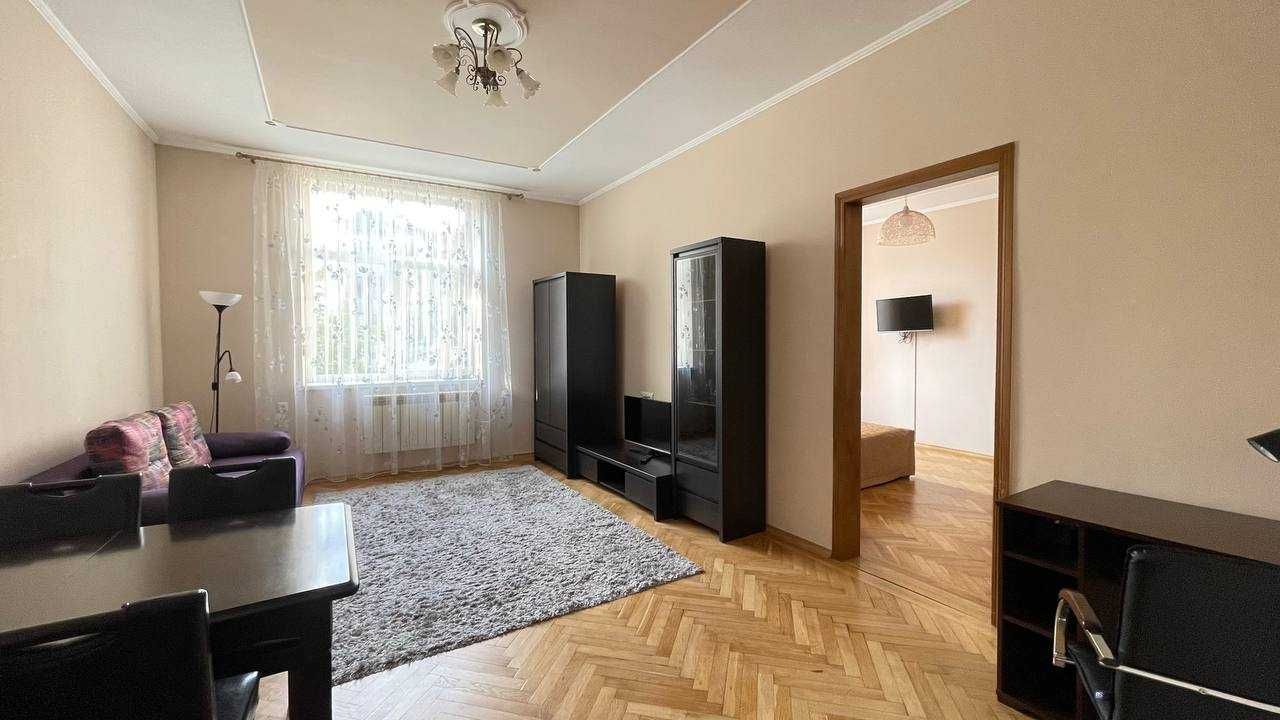 Cozy Two-Room Apartment in City Center Near Mytna Square