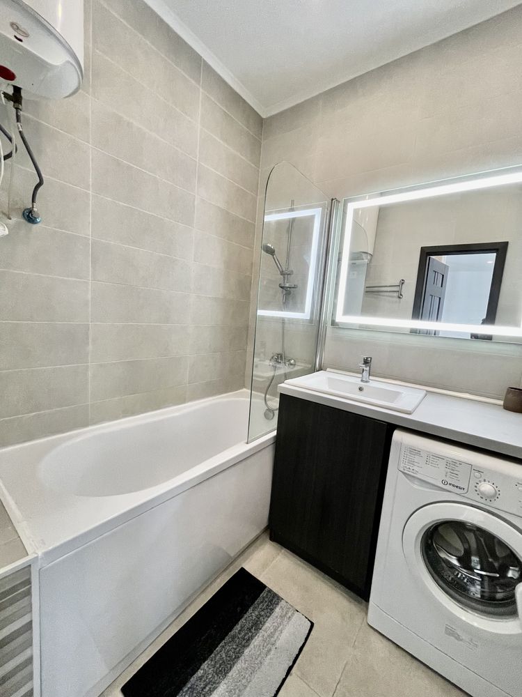 Stylish apartment with panoramic windows on Genuezskaya Street