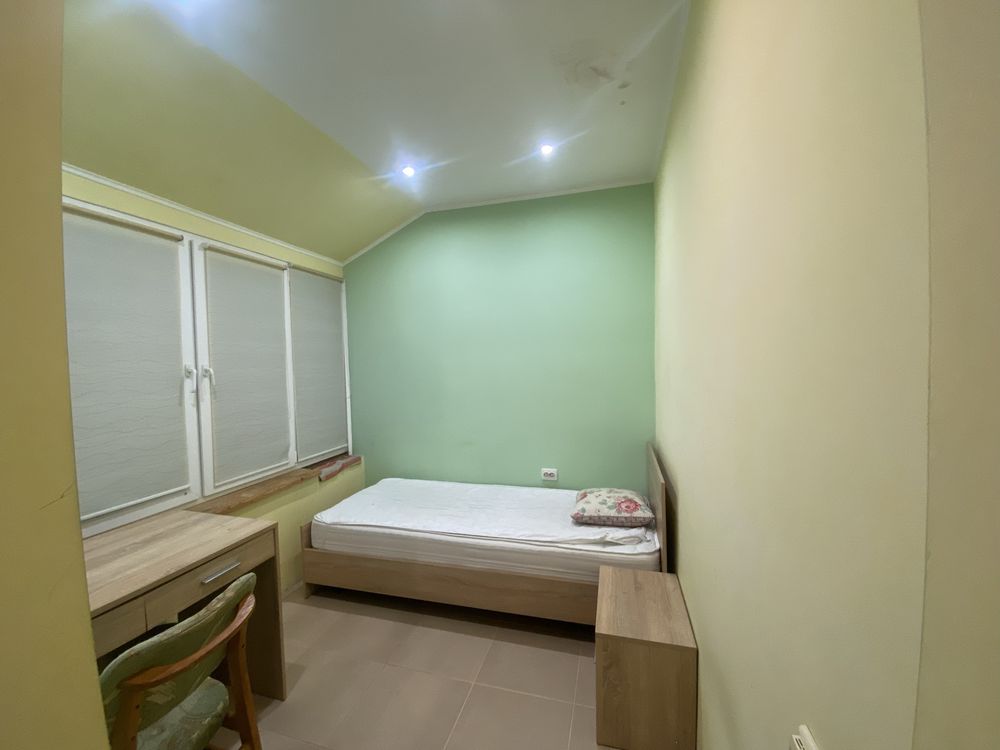 2-Room Apartment in Vynnyky with Comfortable Amenities